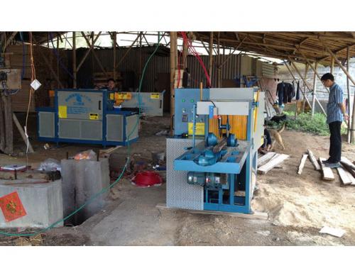 廣東省-惠州-龍門-原木200型-方木50高多片鋸加工現(xiàn)場